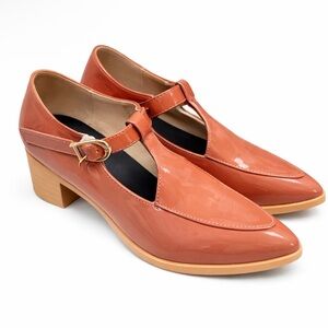 Elegant Tan Women's Shoes